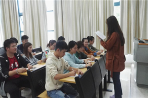 最靠谱的十大足球平台团委员工会组织开展新干事培训会