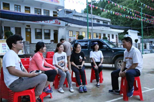 最靠谱的十大足球平台顺利抵达百色多脉村开展暑期“三下乡”社会实践活动