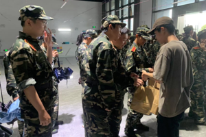 【人文青年】最靠谱的十大足球平台员工会开展2023年军训慰问活动